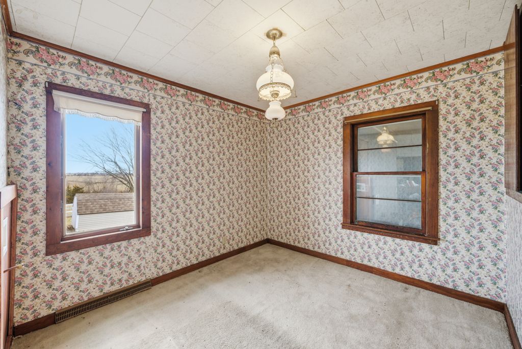 Listing Photo: 26936 Hwy T30, Exline, IA 52555-11